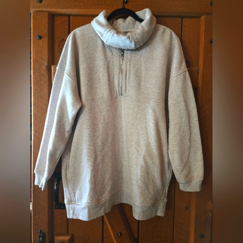 🖤 Oversized Old Navy Gray Sweatshirt - Large 🖤